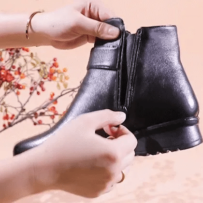 SCARLETTâ„¢ LEATHER METAL BUCKLE WARM BOOTS