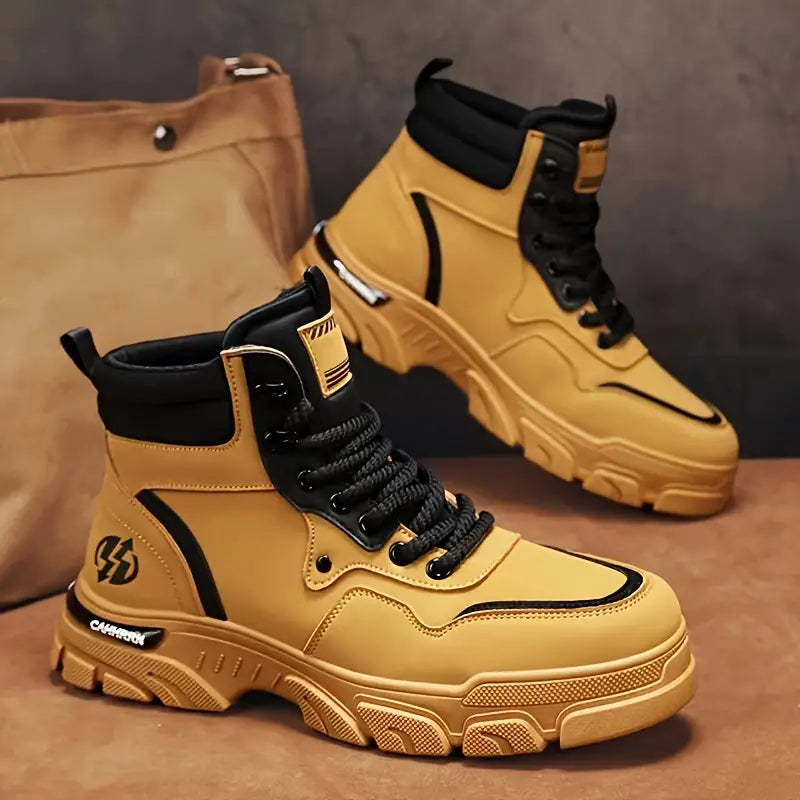 MERRICKVILLE⢠LACE-UP HIGH-TOP WINTER BOOTS