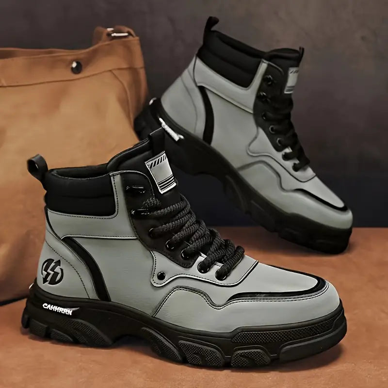 MERRICKVILLE⢠LACE-UP HIGH-TOP WINTER BOOTS