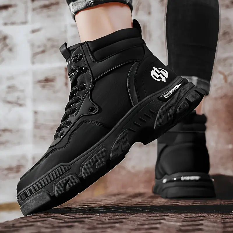 MERRICKVILLE⢠LACE-UP HIGH-TOP WINTER BOOTS