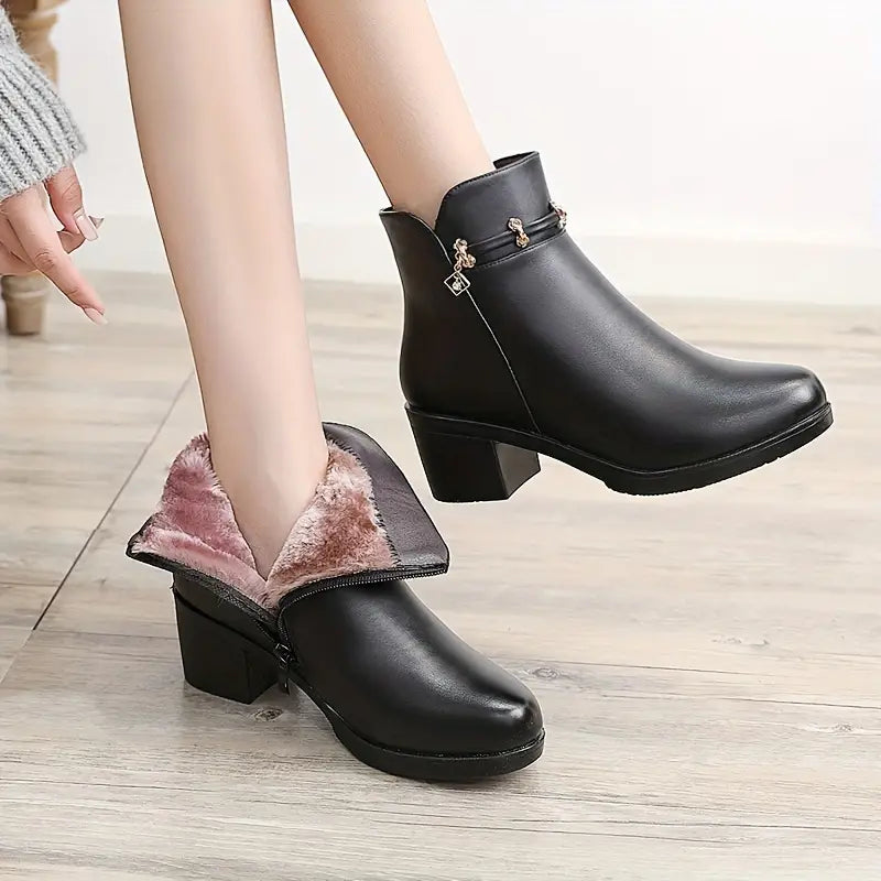 NANAIMOâ„¢ WOMEN'S SOLID COLOR LINED BOOTS