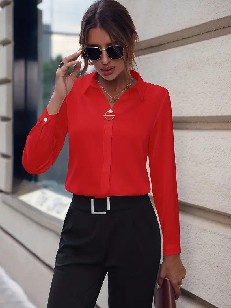 CELESTE⢠PEARL BUTTON BLOUSE