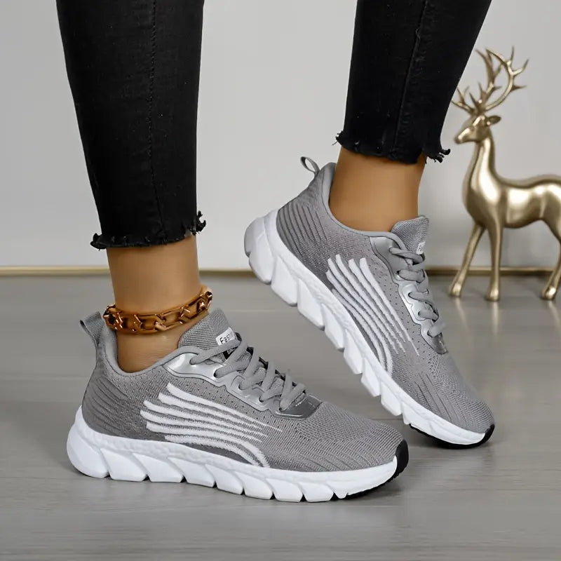 YUKON™ ORTHOPEDIC SNEAKERS