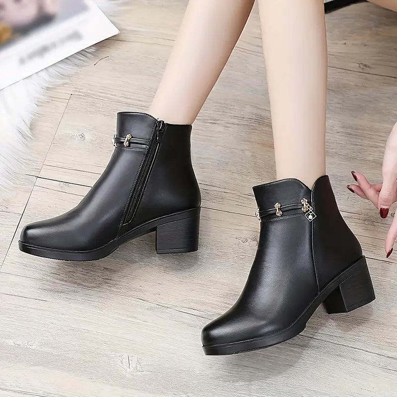 NANAIMOâ„¢ WOMEN'S SOLID COLOR LINED BOOTS