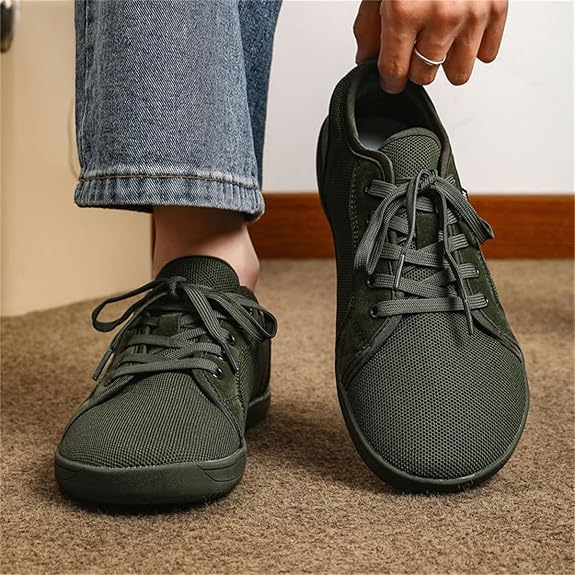 ESTEVAN™ MINIMALIST WIDE BAREFOOT SNEAKERS