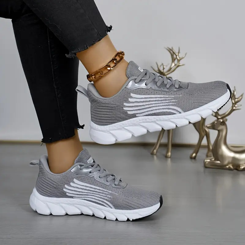 YUKON™ ORTHOPEDIC SNEAKERS