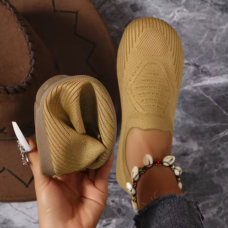 VINE | ULTRA-FLEX WOVEN ROUND-TOE FLAT LOAFERS