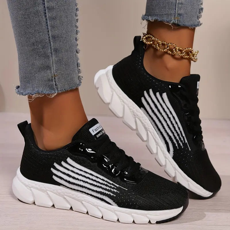YUKON™ ORTHOPEDIC SNEAKERS