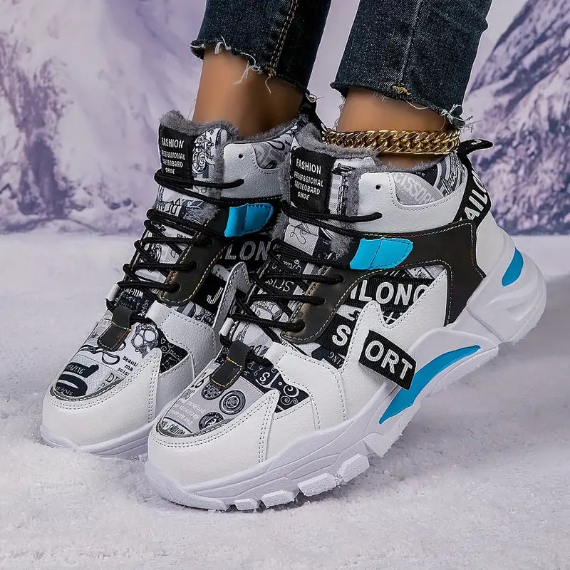 SECUMβ’ FLEECE-LINED WINTER BOOTS