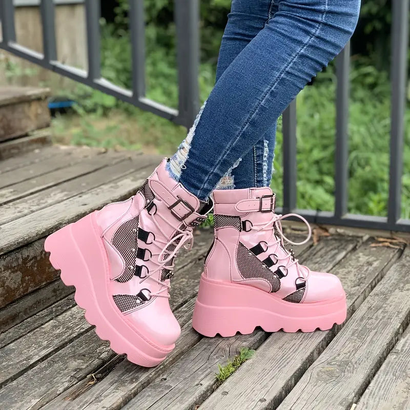 MORAINE⢠CHIC PINK PLATFORM WINTER BOOTS