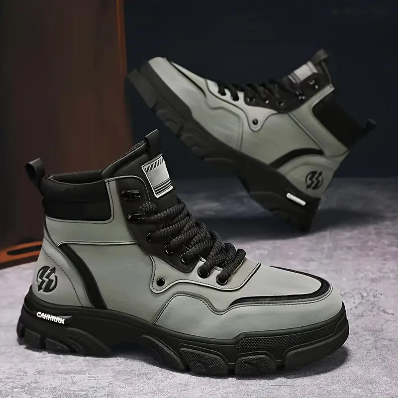 MERRICKVILLE⢠LACE-UP HIGH-TOP WINTER BOOTS