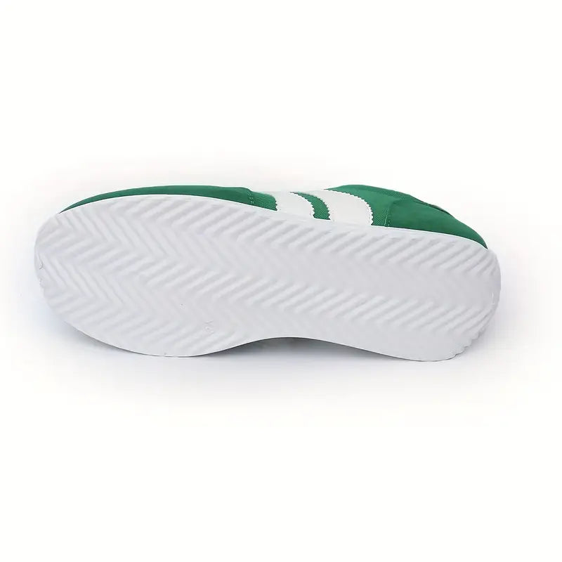 NOVA SCOTIAâ„¢ CLASSIC SNEAKERS