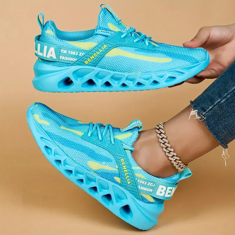 TERRA NOVA™ CAMO RUNNING SNEAKERS