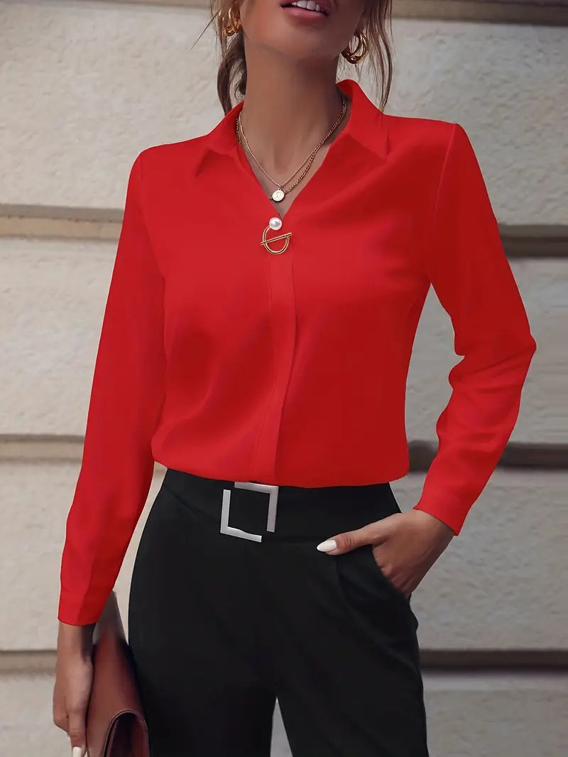 CELESTE⢠PEARL BUTTON BLOUSE