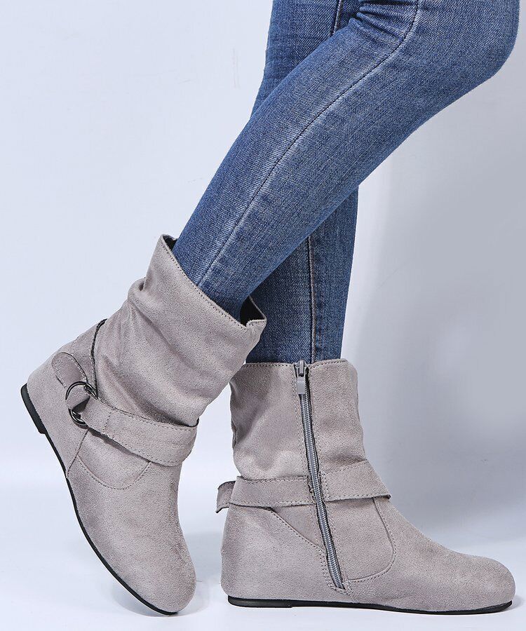 SLOUCHY MINIMALISM BOOTS