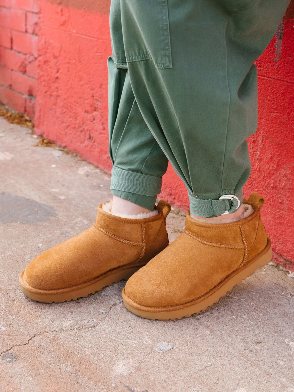 SOFT AND COMFY BOSTON MINI BOOTS