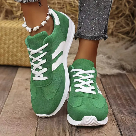 NOVA SCOTIA™ CLASSIC SNEAKERS