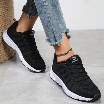 VERSA | ULTRA-LIGHT BREATHABLE LACE-UP SNEAKERS