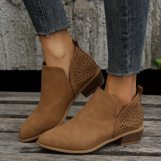 WOMEN'S CHUNKY RETRO LOW HEELS BOOTS 2025