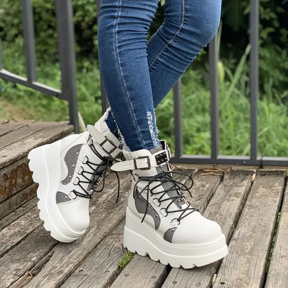 MORAINE™ CHIC PINK PLATFORM WINTER BOOTS