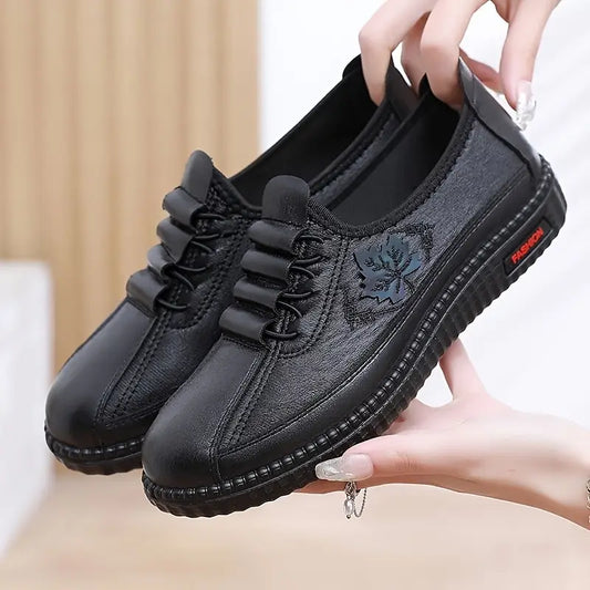 TOFINO™ SOFT BOTTOM SNEAKERS