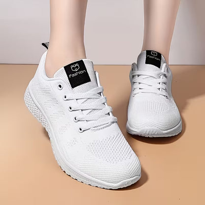 VERSA | ULTRA-LIGHT BREATHABLE LACE-UP SNEAKERS