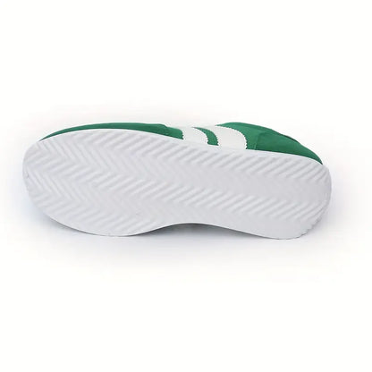 NOVA SCOTIA™ CLASSIC SNEAKERS