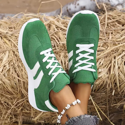 NOVA SCOTIA™ CLASSIC SNEAKERS