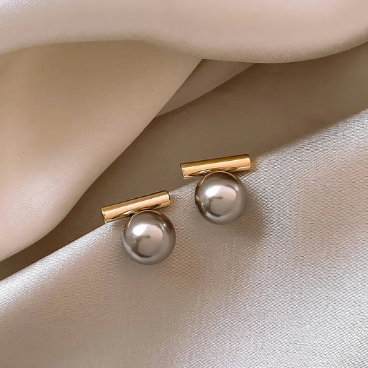 SAVAIRAH™ DARK PEARL EARRINGS