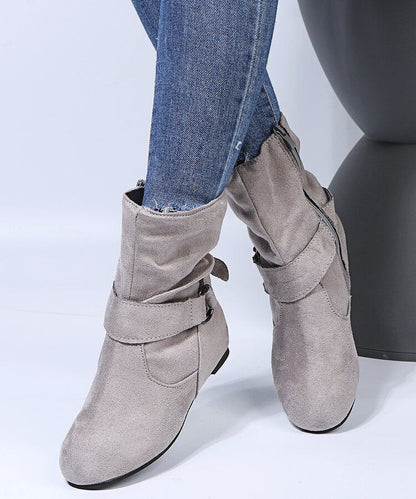 SLOUCHY MINIMALISM BOOTS